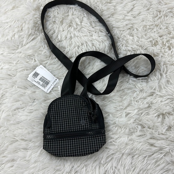 lululemon athletica Bags Nwt Lululemon City Adventurer Nano